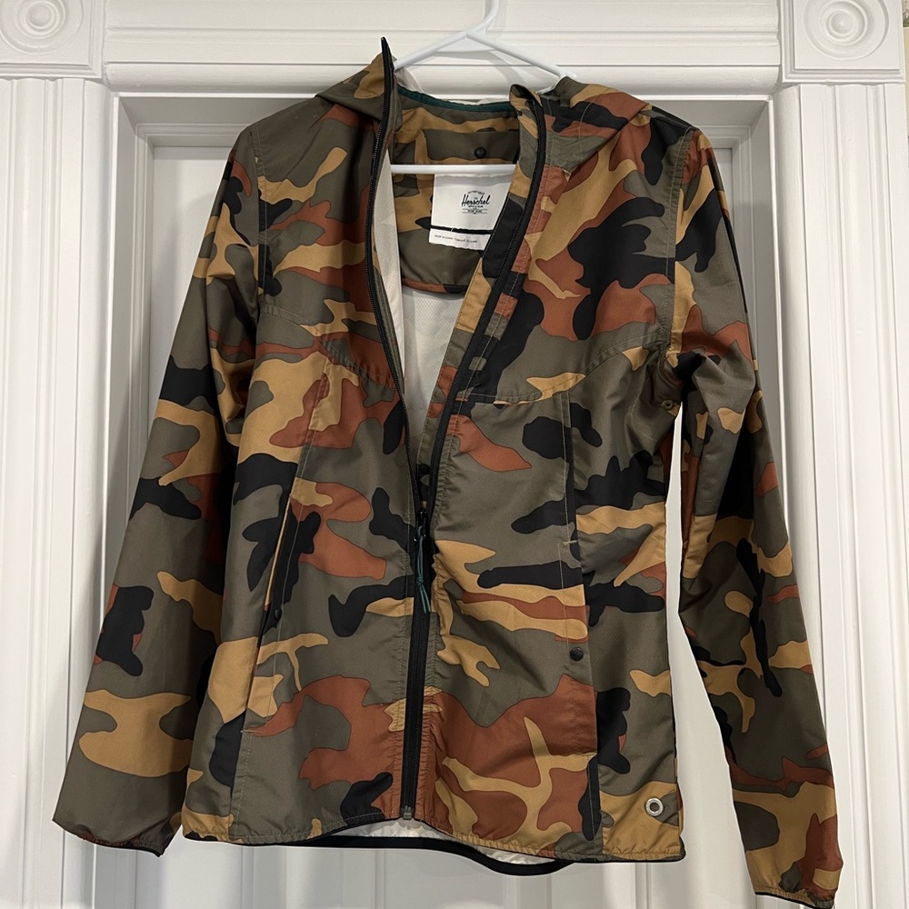 Herschel Women’s Rain Coat Camo